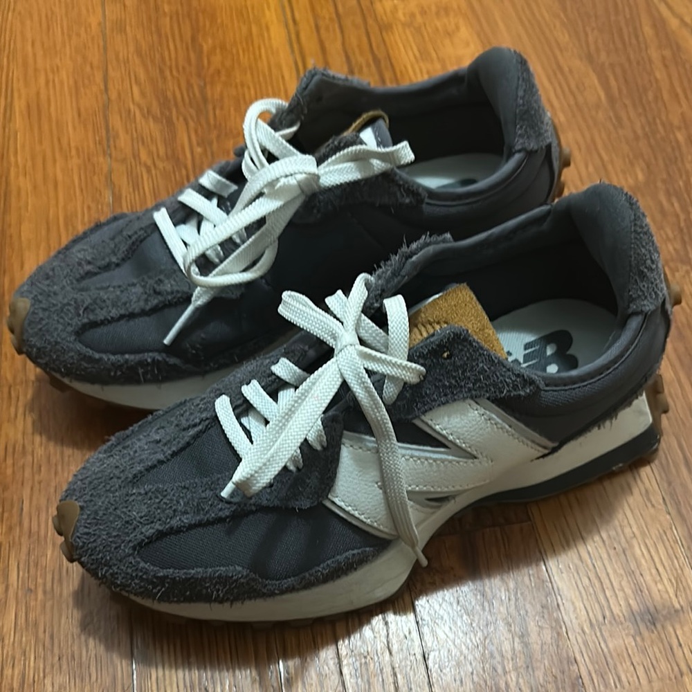 New Balance Gray 327 Sneakers